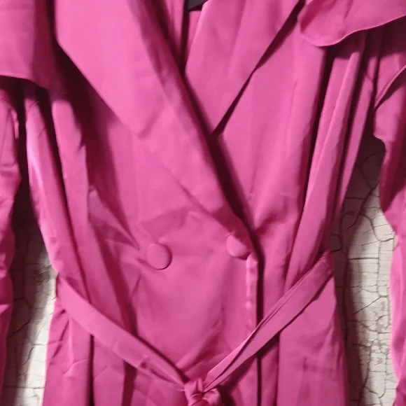 Vibrant Pink Trench Coat with Wrap Design and Tie Belt - Picture 3 of 10